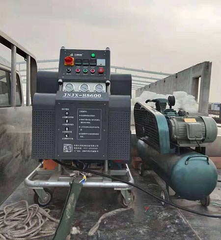 聚脲施工專用噴涂機(圖1) H5600液壓型聚脲施工專用噴涂機