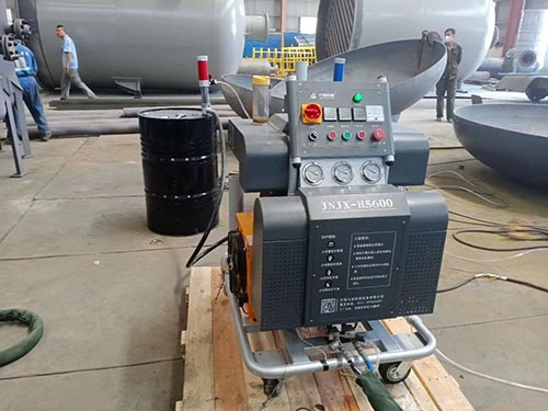 聚脲涂料噴涂機多少錢(圖1) H5600聚脲涂料施工專用噴涂機
